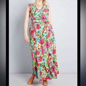 Modcloth Eyes on You Floral Maxi Dress